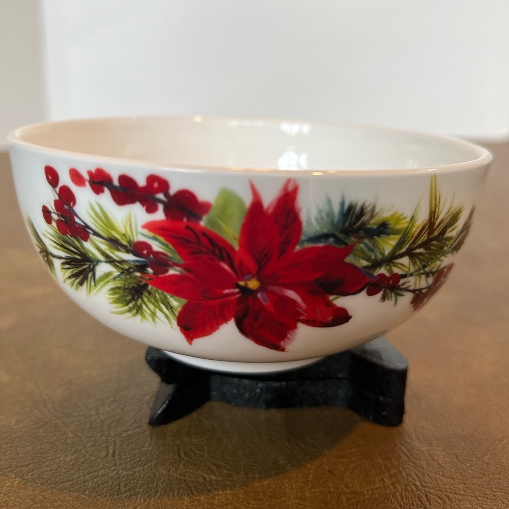 New with Tag Mikasa 'Hope Joy' Poinsettia Bone China Dessert Bowl
